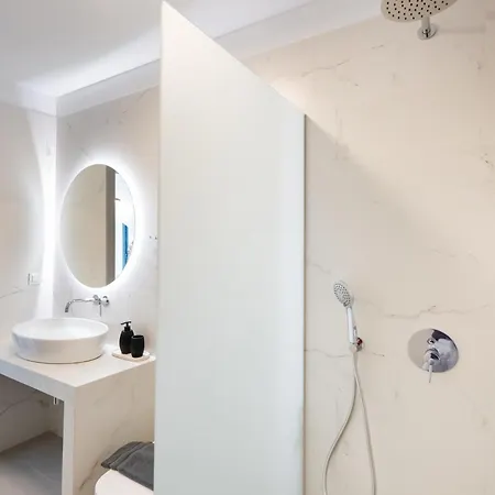 Azzura Villa *